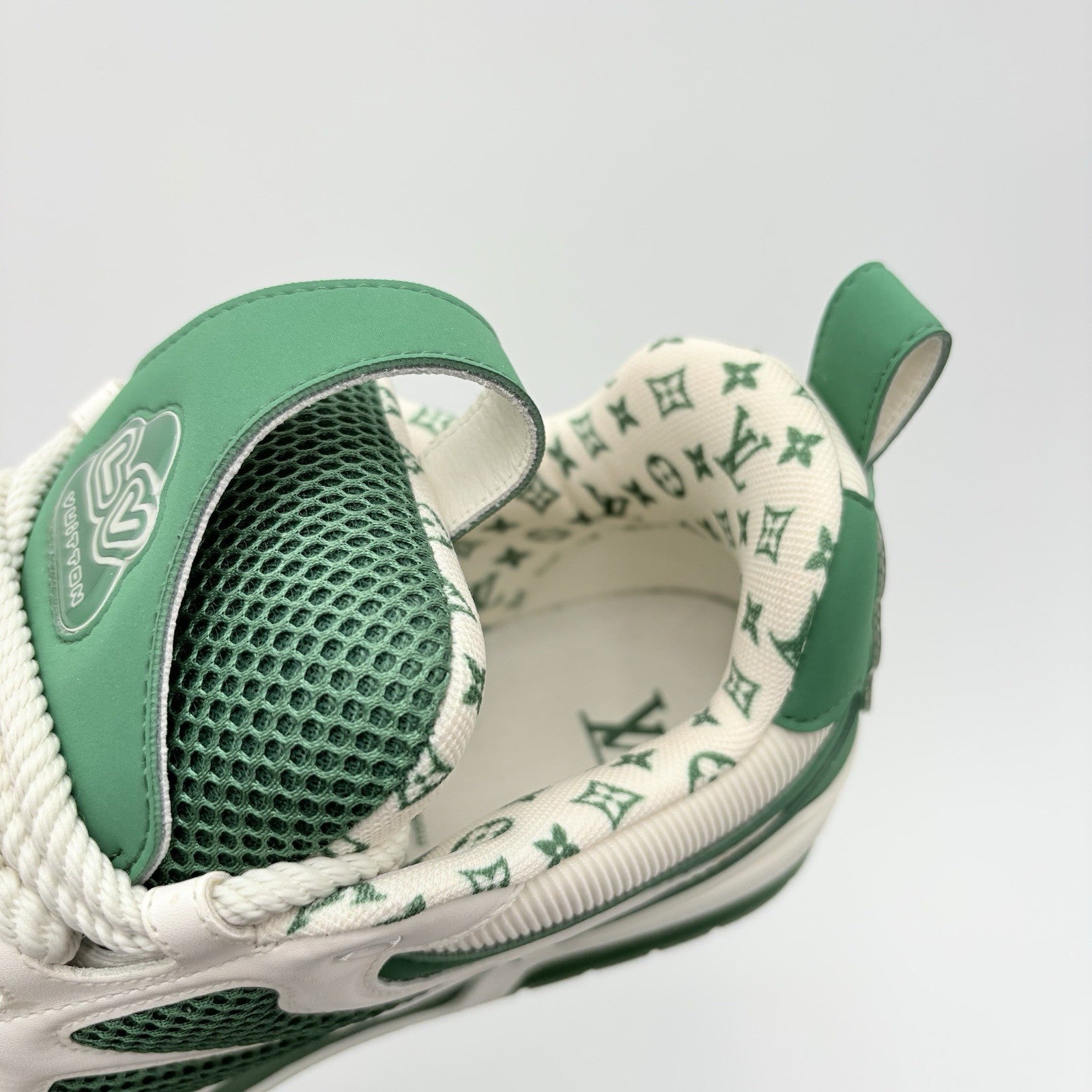 Size 9 LV (10-10.5 US) Louis Vuitton Skate ' Green White ' | SUPER CLEAN!