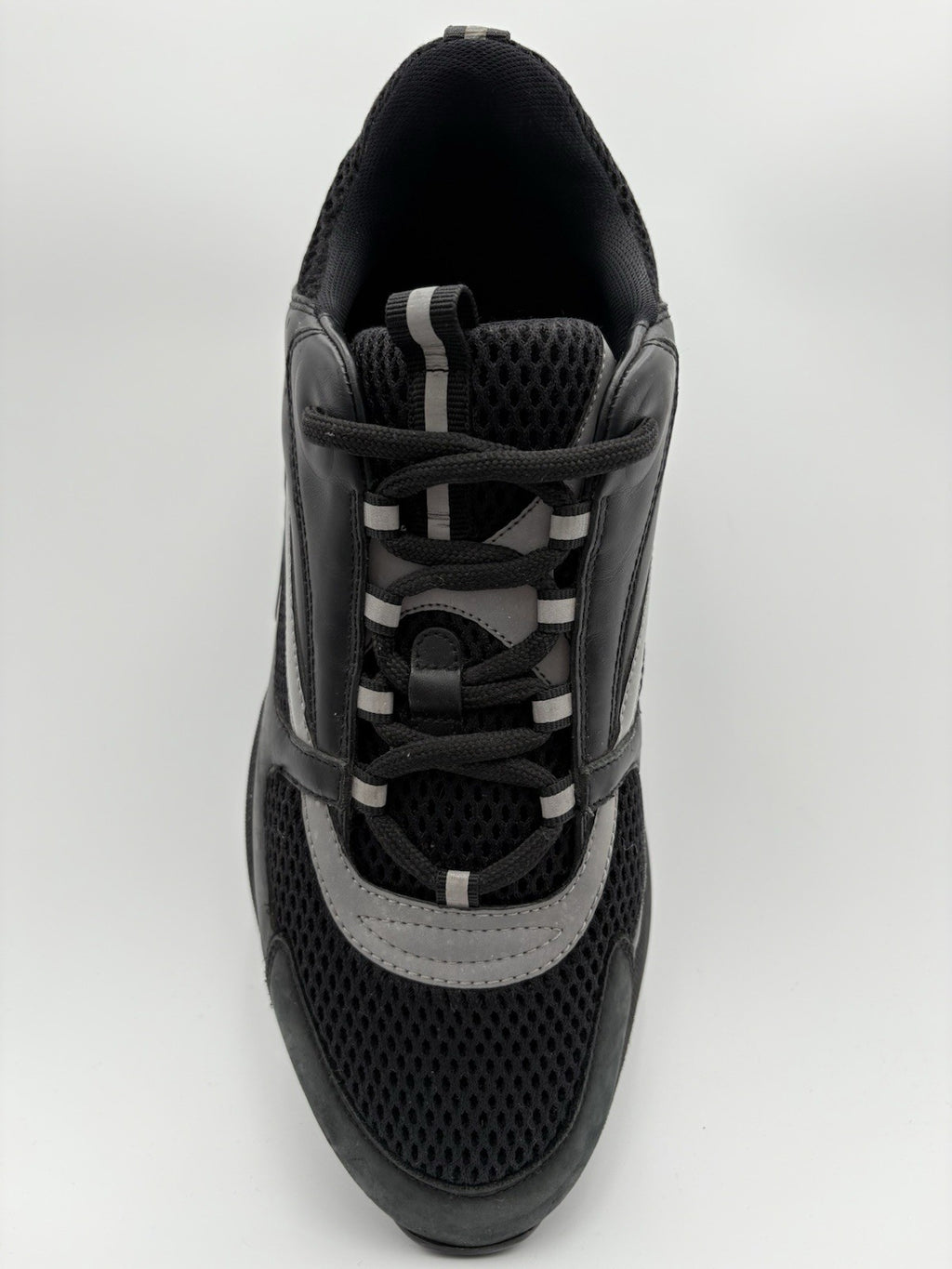 Size 44 (11 US) - Dior B22 Sneaker ' Black ' | GOOD CONDITION!