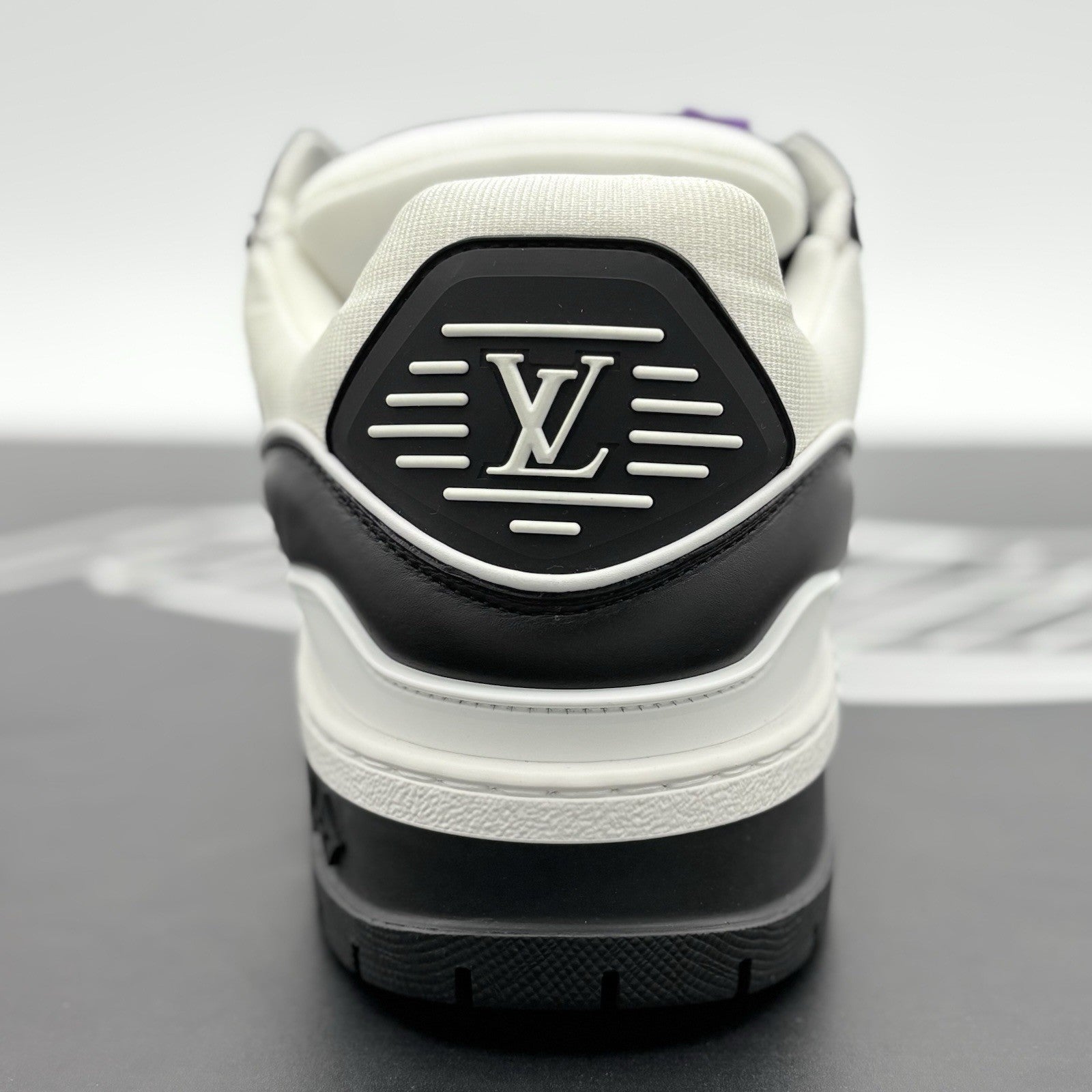Size 10.5 LV (11.5-12 US) - Louis Vuitton Maxi ' Black White ' | ONLY TRIED ON!