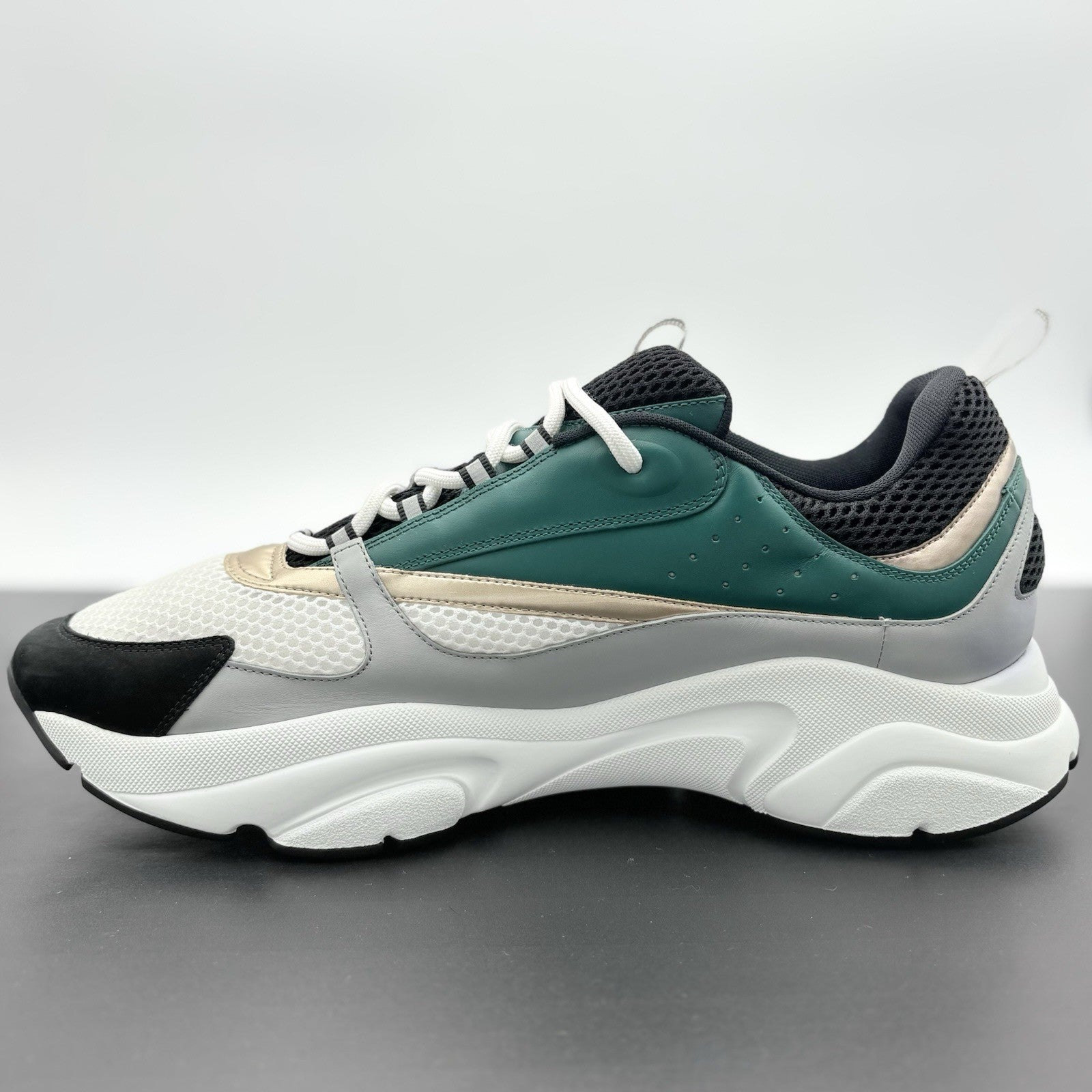 Size 49 (16 US) - Dior B22  Sneaker ' Green White Gold ' | NEW!