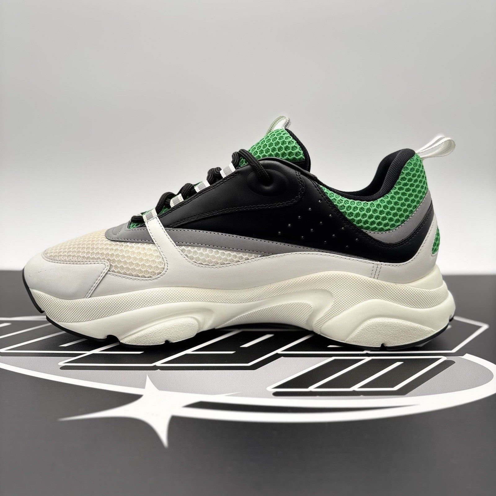 Size 46 (13 US) - Dior B22  Sneaker ' Green, White ' | SUPER CLEAN!