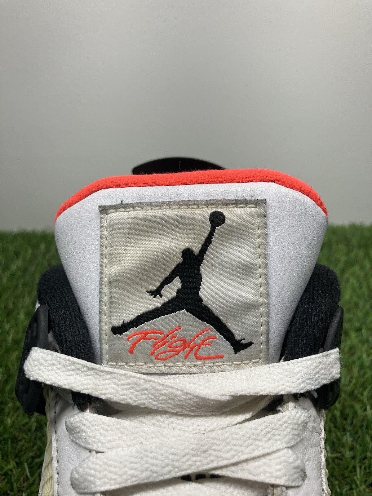 Size 10.5 - Nike Jordan 4 Retro ' Pale Citron ' | GOOD CONDITION!