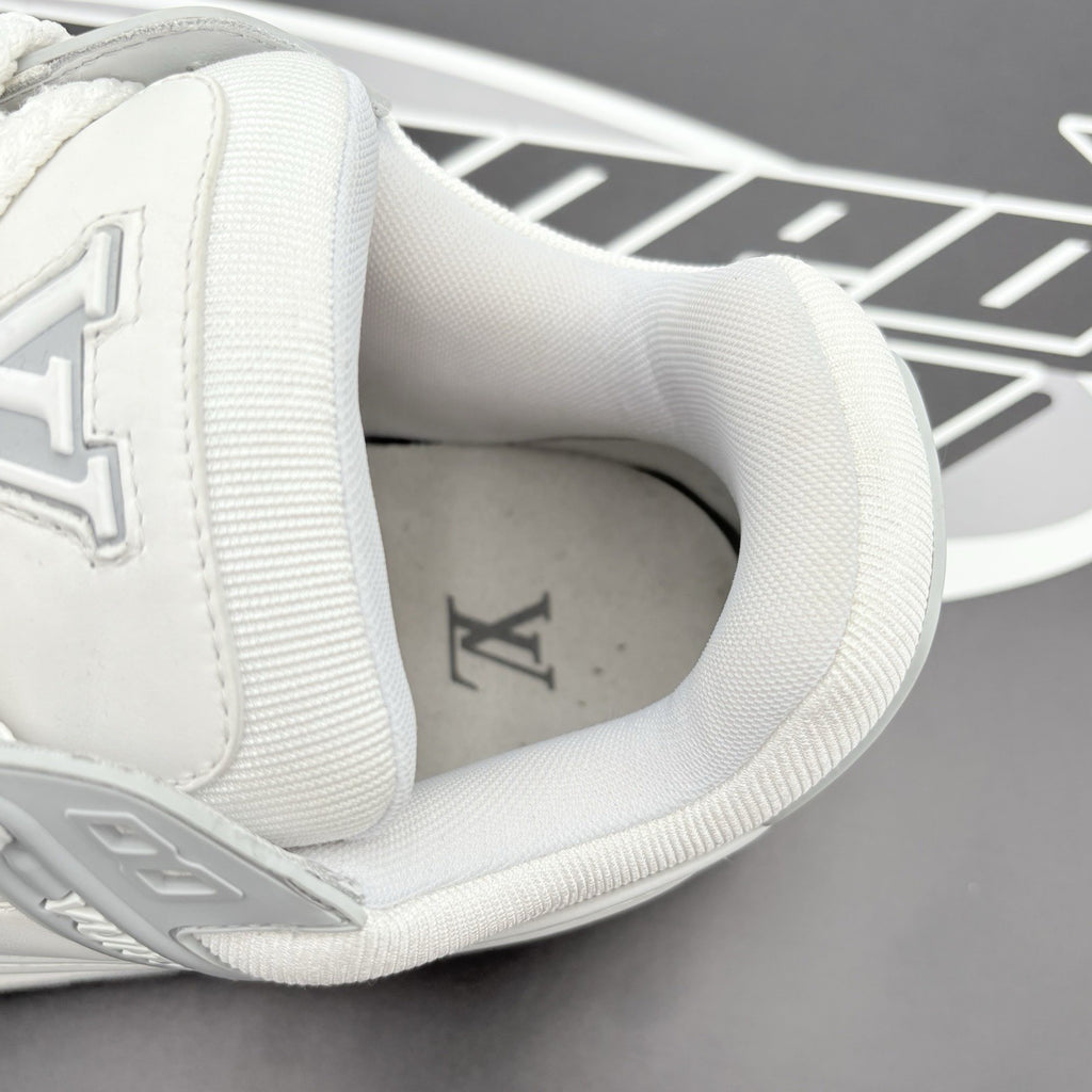Size 10 LV (11-11.5 US) - Louis Vuitton Maxi ' White Grey ' | SUPER CLEAN!