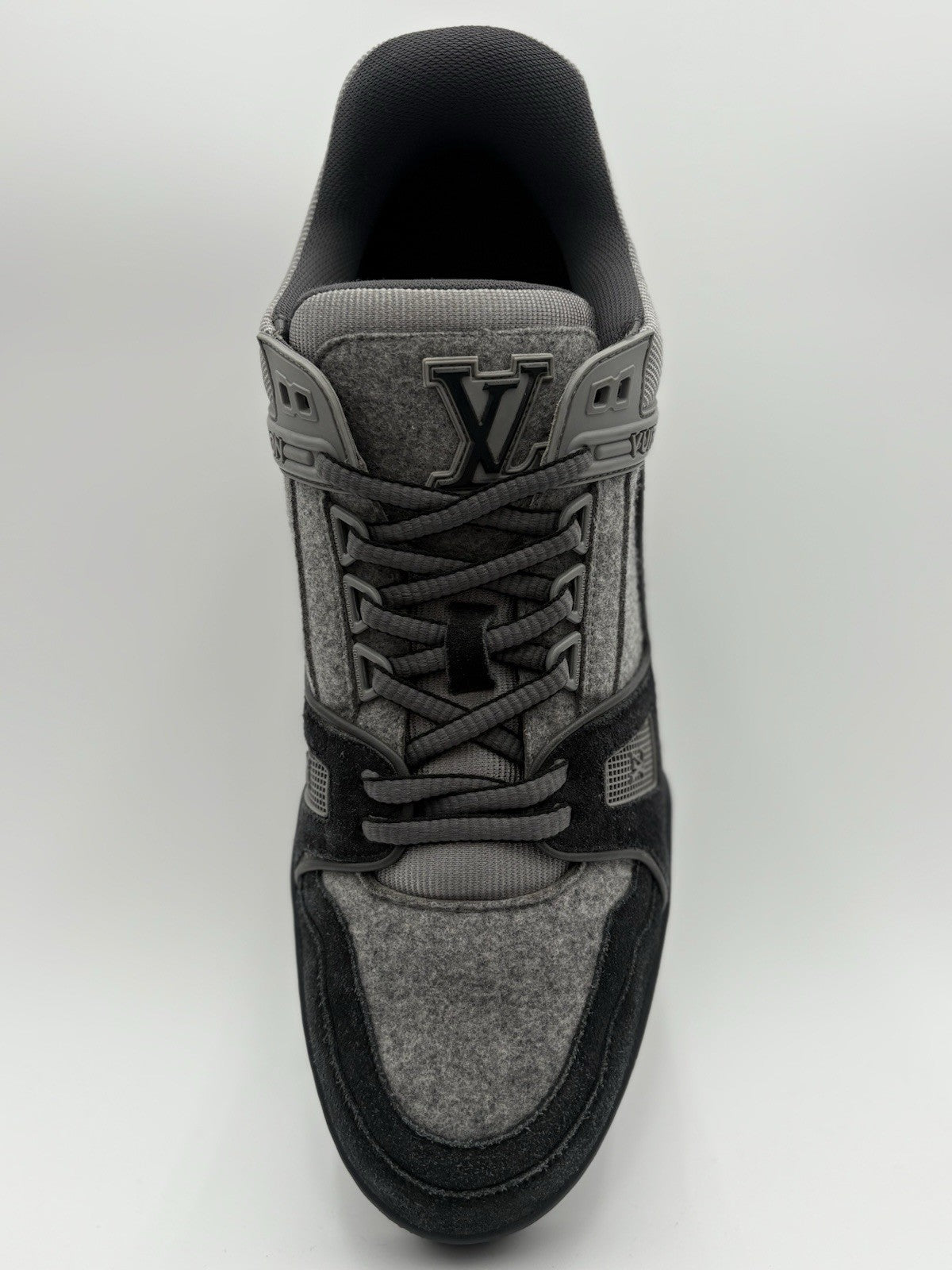 Size 9.5 LV (10.5-11 US) Louis Vuitton Trainer  ' Black Grey ' | SUPER CLEAN!
