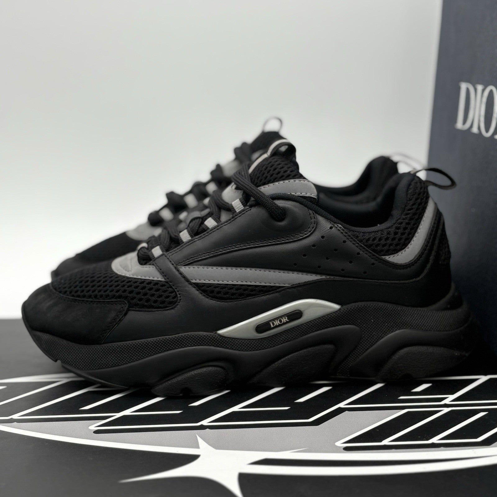 Size 42 (9 US) - Dior B22 Reflective ' Black ' | SUPER CLEAN!