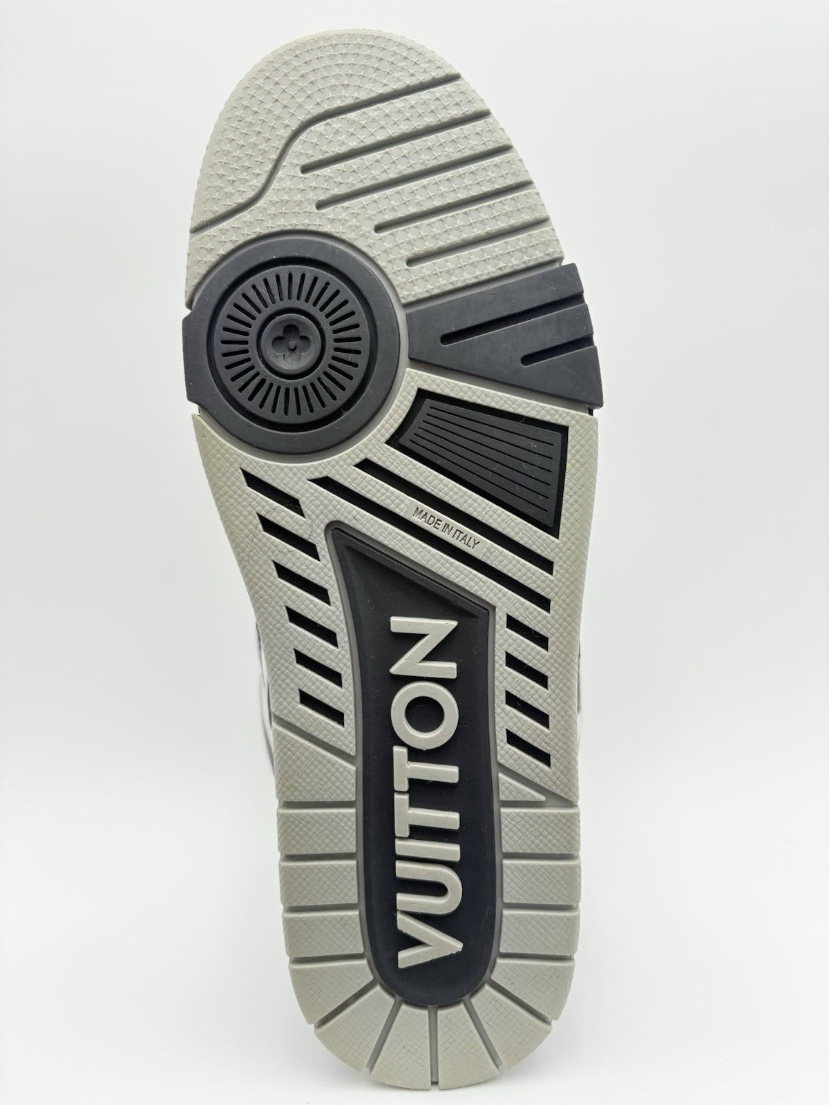 Size 8 LV (9-9.5 US) Louis Vuitton Skate ' Black Grey White ' | SUPER CLEAN!