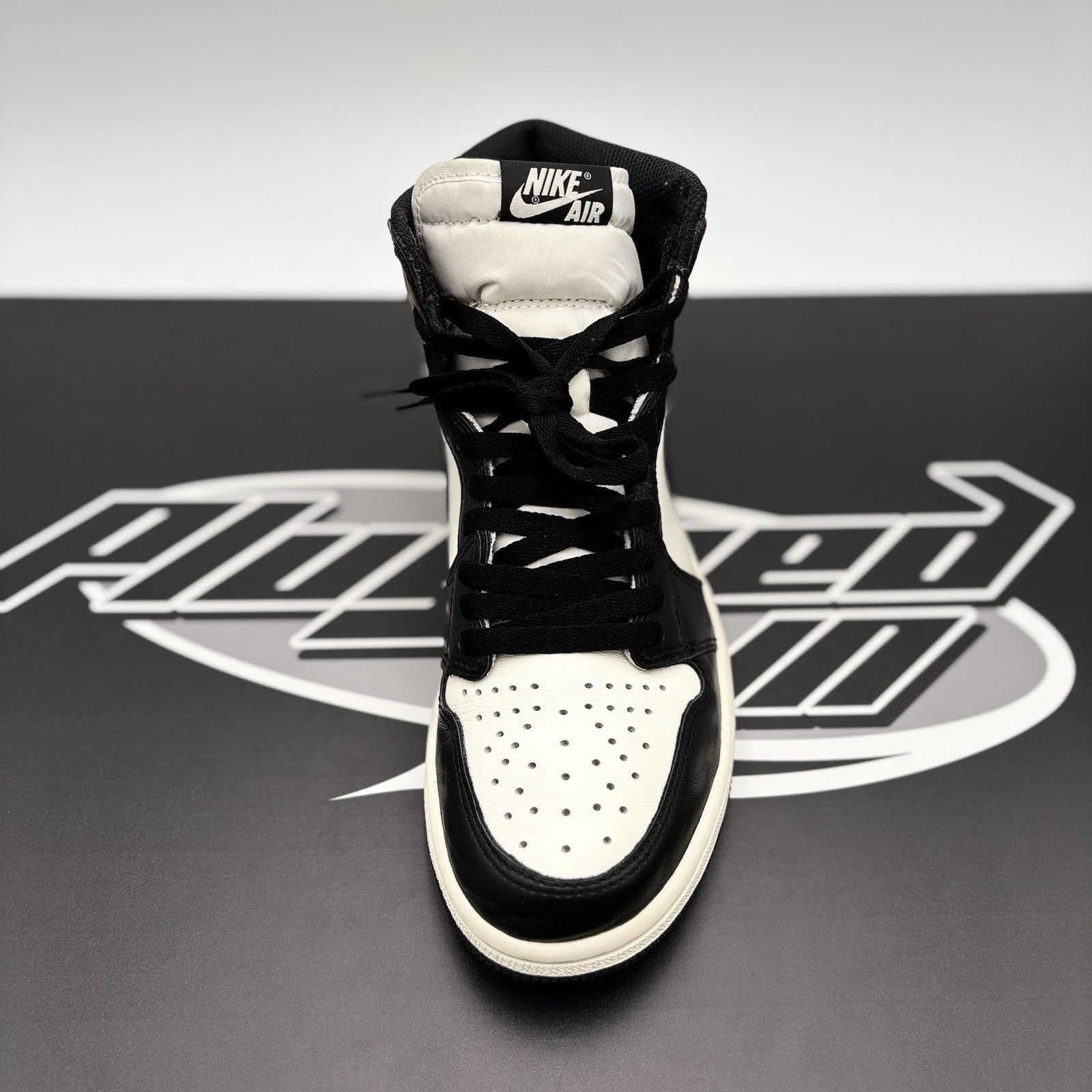 Size 8.5 - Air Jordan 1 Retro OG High ' Dark Mocha ' | GOOD CONDITION!
