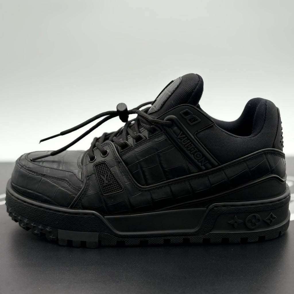 Size 8.5 LV (9.5-10 US) - Louis Vuitton Maxi Sneaker ' Black ' | EXCELLENT COND!
