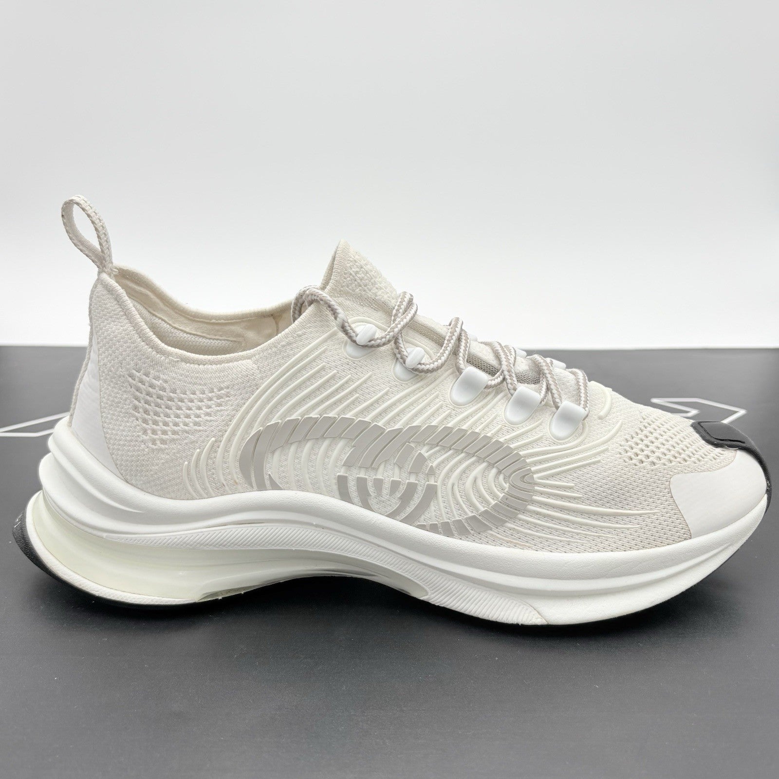 Size 8.5 G (9 US) Gucci Interlocking G Run Sneaker ' White ' | EXCELLENT COND!