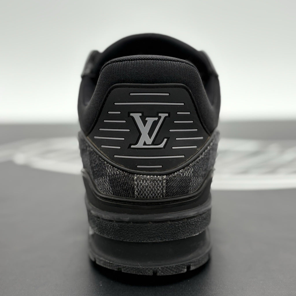 Size 8 LV (US 9-9.5) Louis Vuitton Trainer ' Damier Denim ' | GOOD CONDITION!