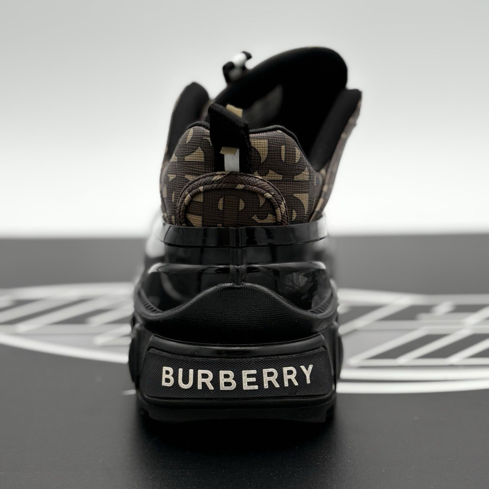 Size 46 (13 US) Burberry Arthur Low-Top  ' Monogram Print ' | GOOD CONDITION!