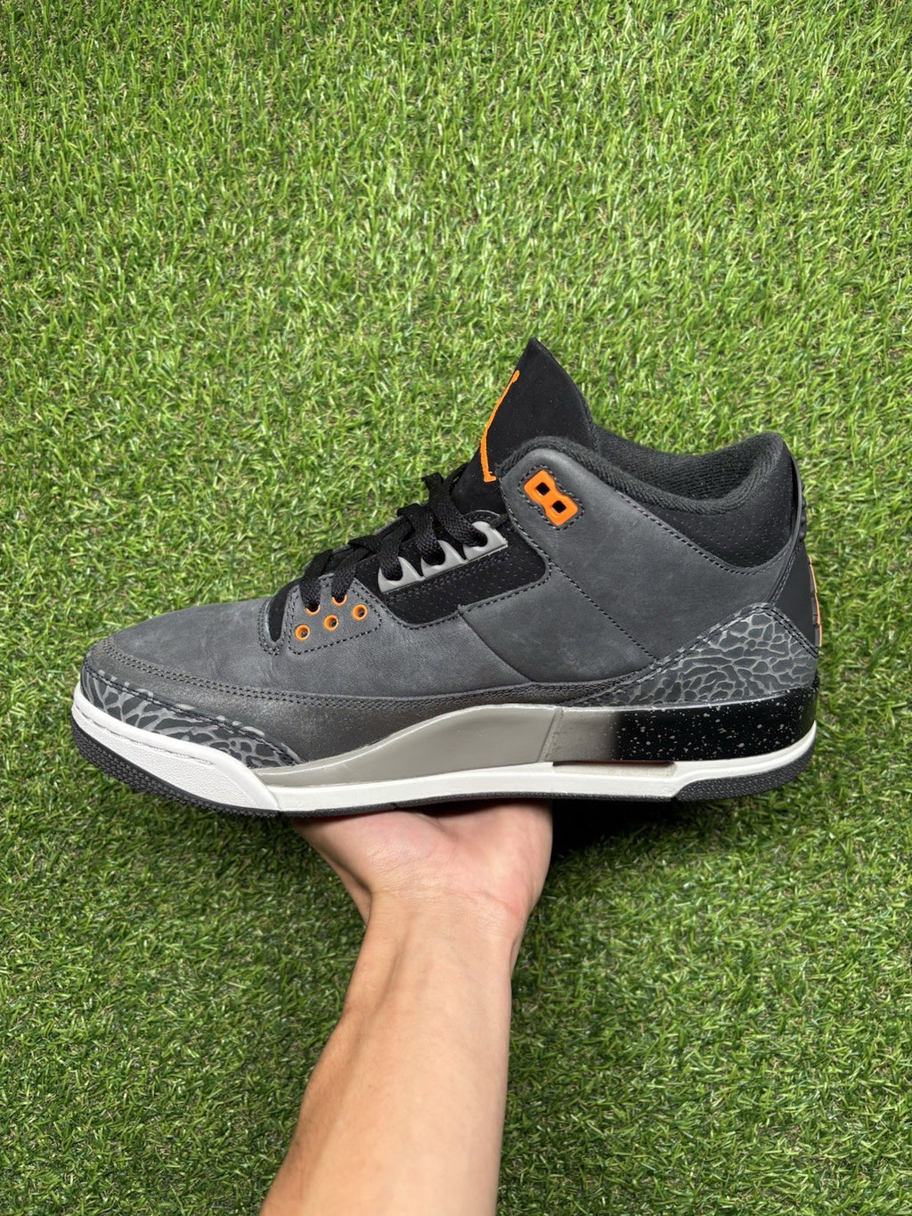 Size 10 - Jordan 3 Retro 2023 Mid Fear | SUPER CLEAN!