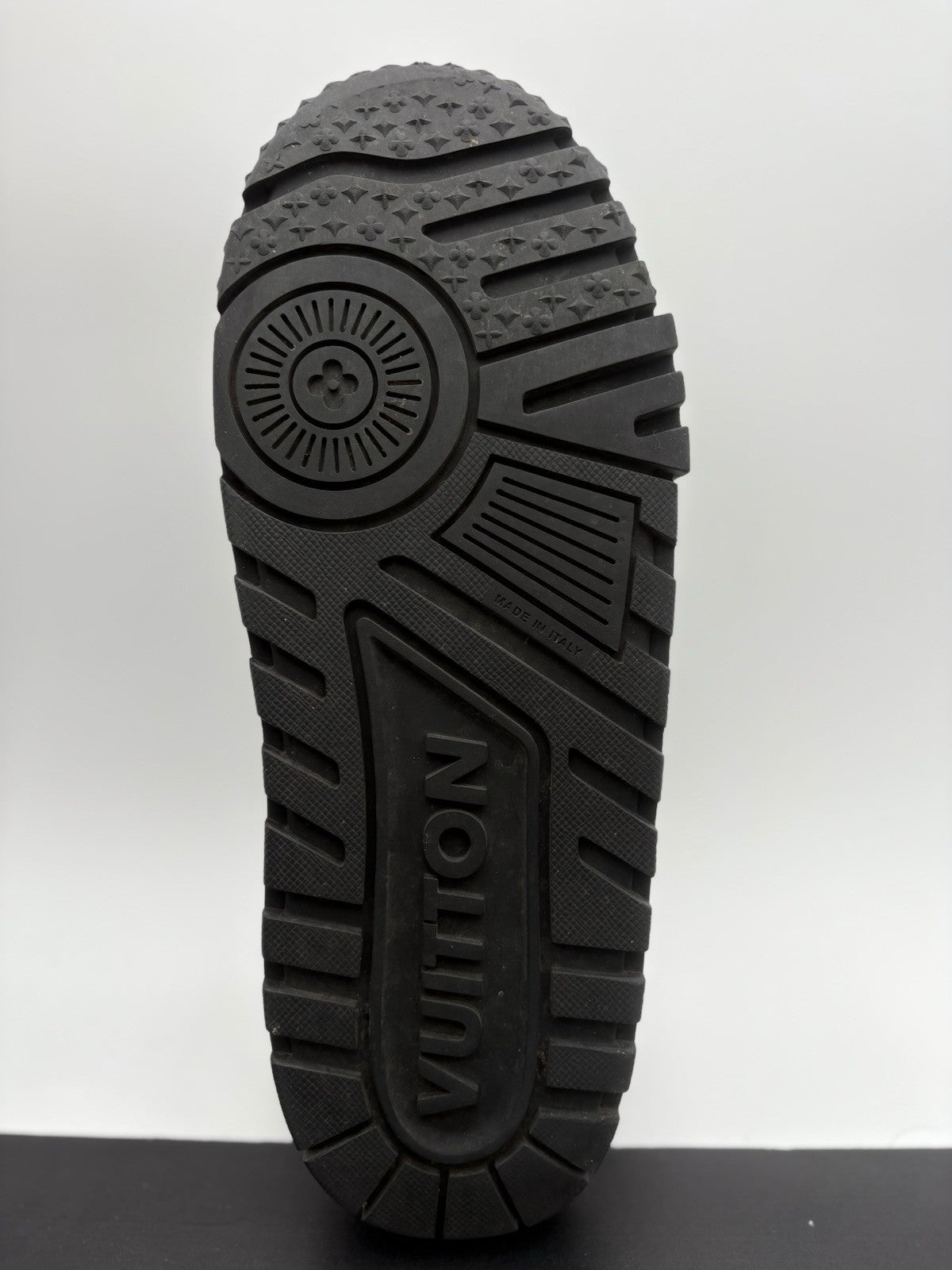 Size 12 LV (13-13.5 US) - Louis Vuitton Maxi ' Black White ' | SUPER CLEAN!