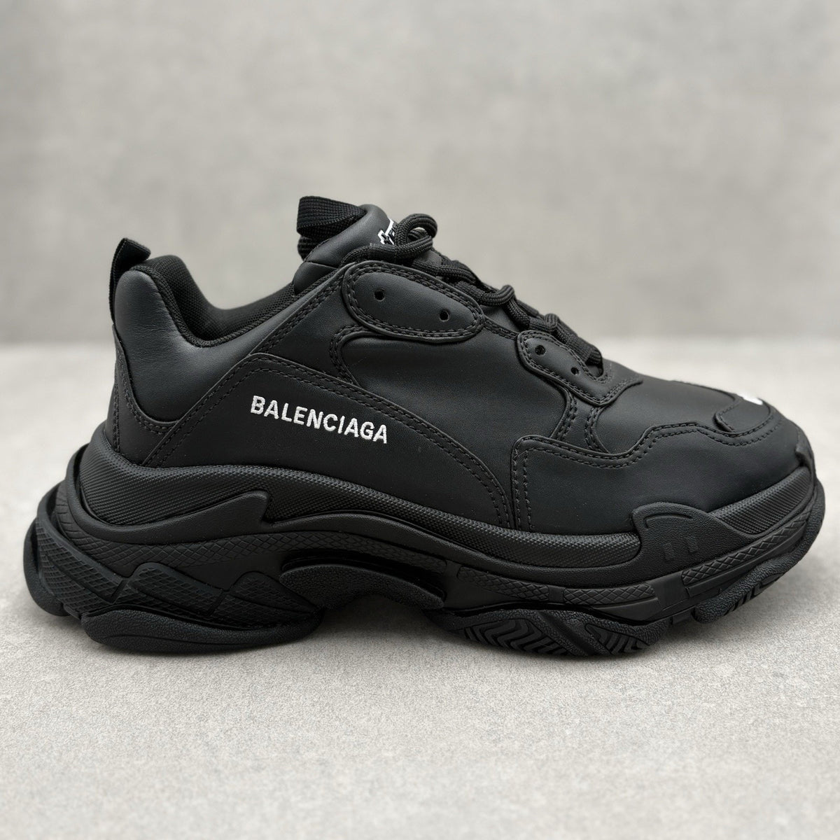 Triple S Black — photo 2