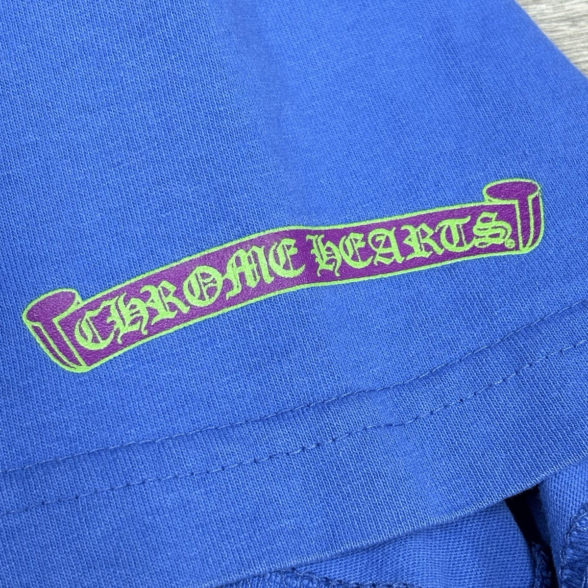 Scroll Label Pocket T-Shirt Blue Purple Green — photo 6