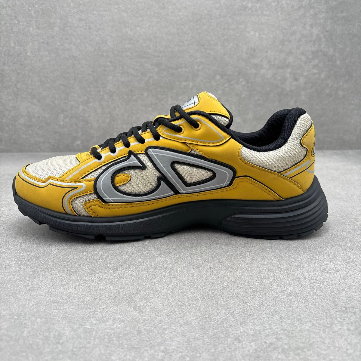 Dior B30 Reflective CD Yellow, black — photo 4