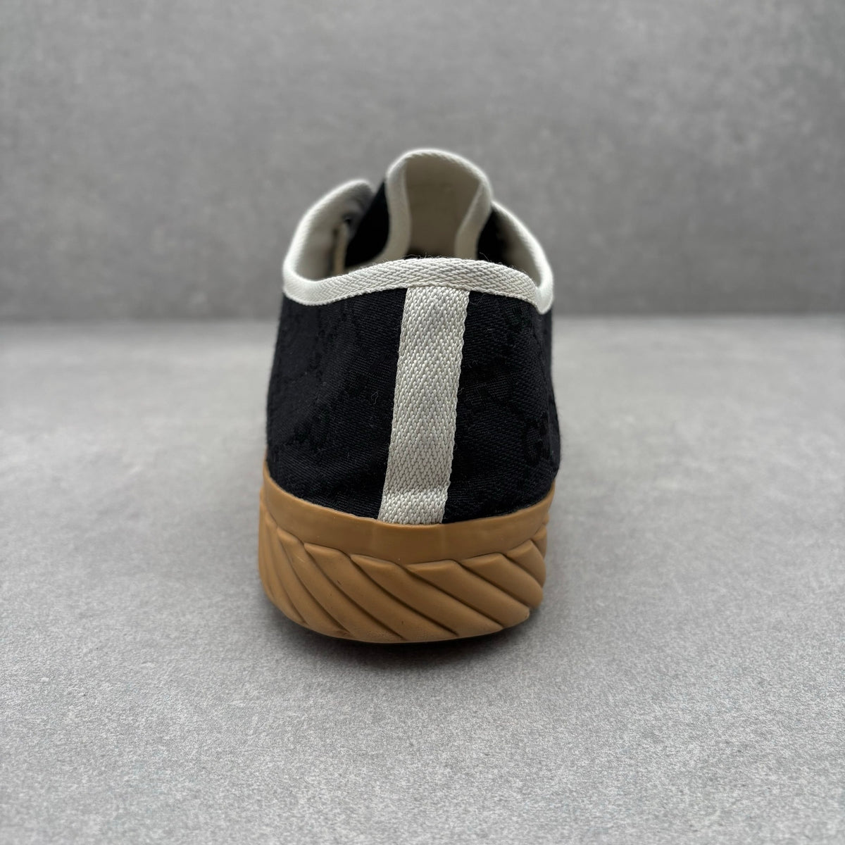 Canvas Interlocking G — photo 9