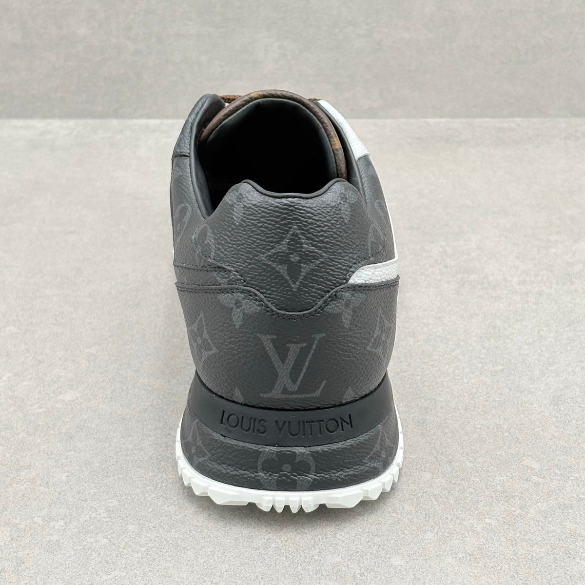 ONLY TRIED ON! Louis Vuitton Tri Color Run Away Low — photo 3