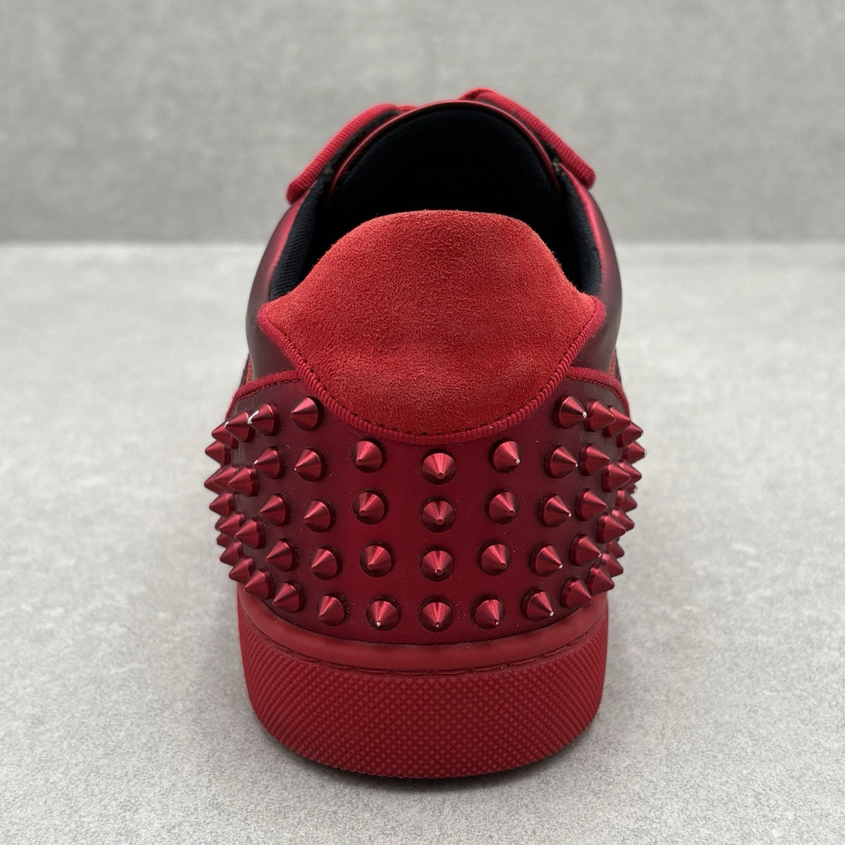 Low Spiked Black Red — photo 9