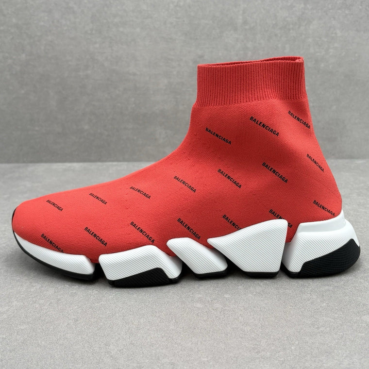 BRAND NEW - Balenciaga Speed 2.0 All Over Logo Intense Red — photo 8