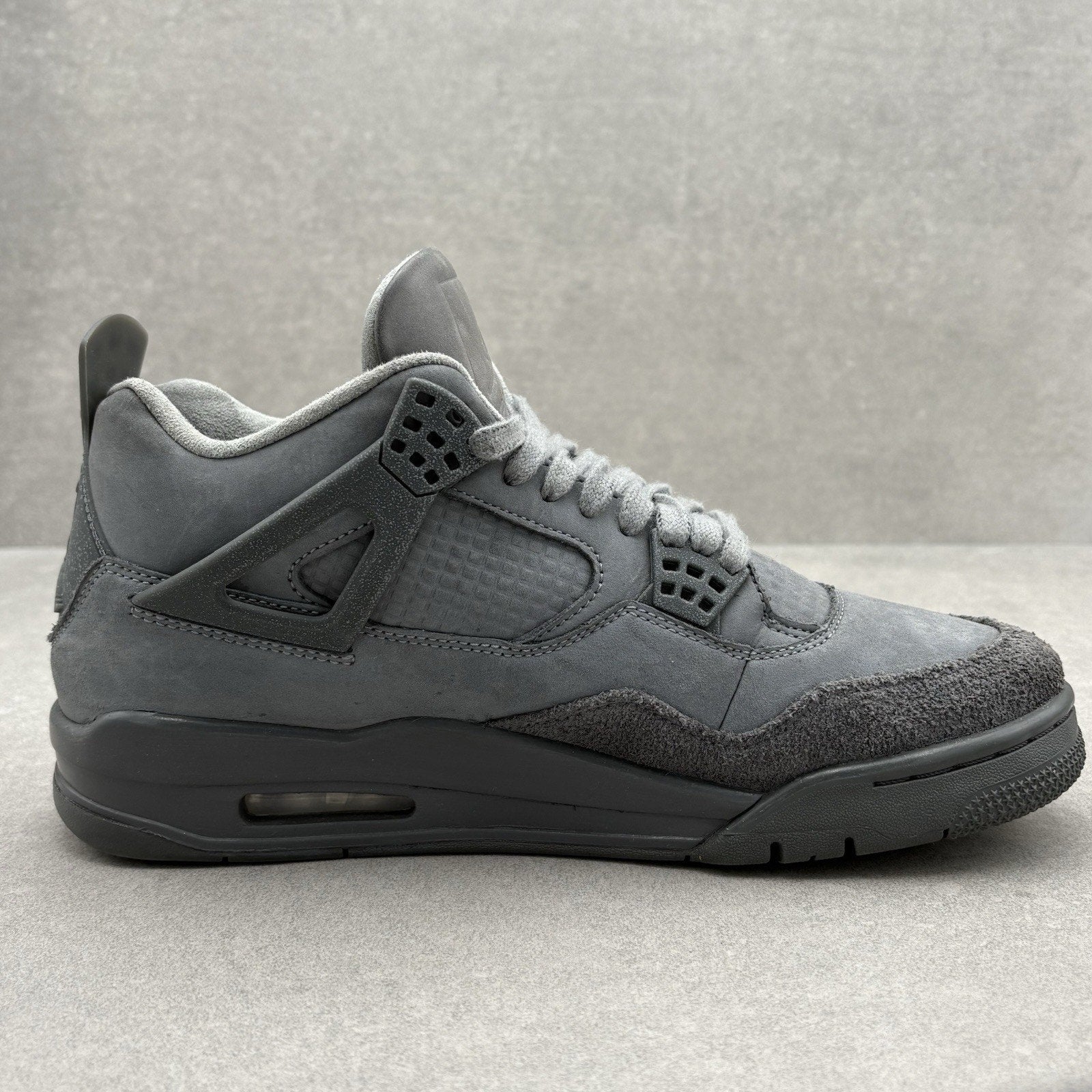 Air Jordan 4 Retro SE ' Wet Cement ' | Size 9.5 US