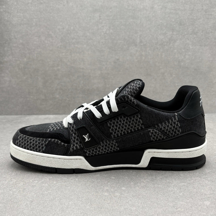 Trainer Black White — photo 4