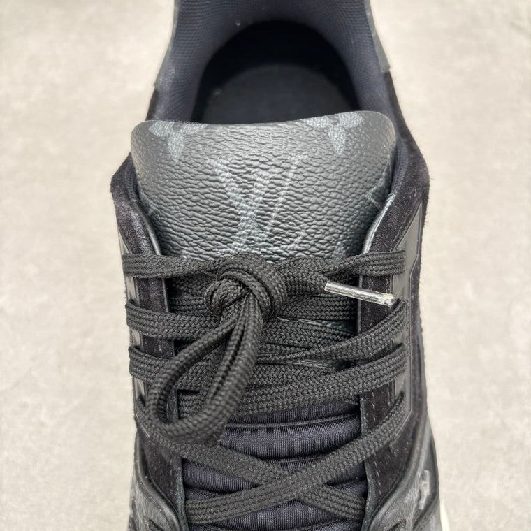 Trainer Black Monogram — photo 12