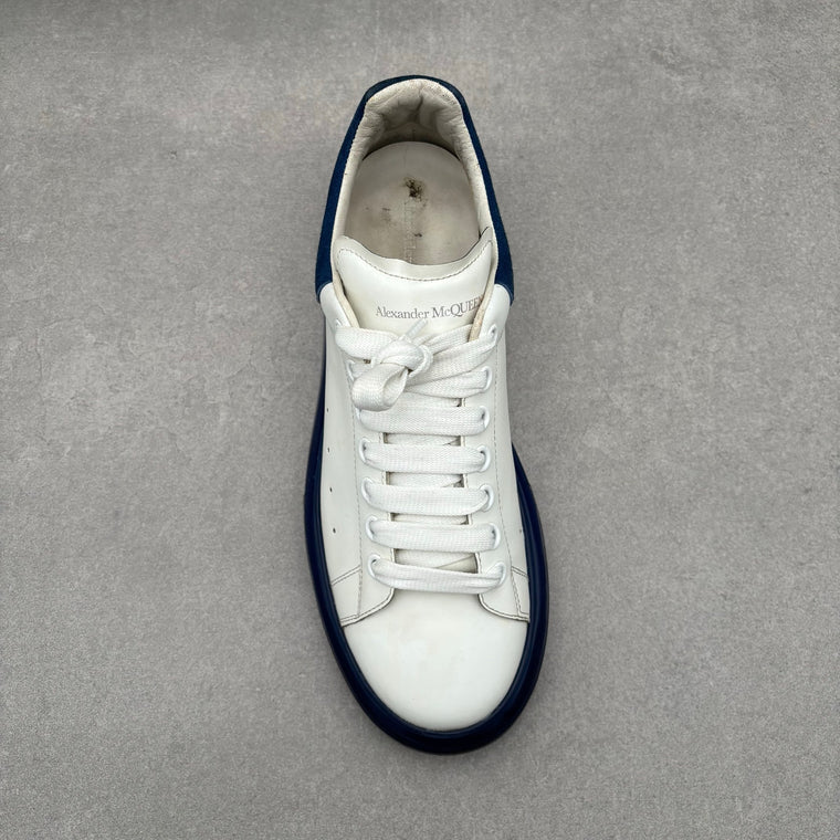 White, Blue Bottoms — photo 5