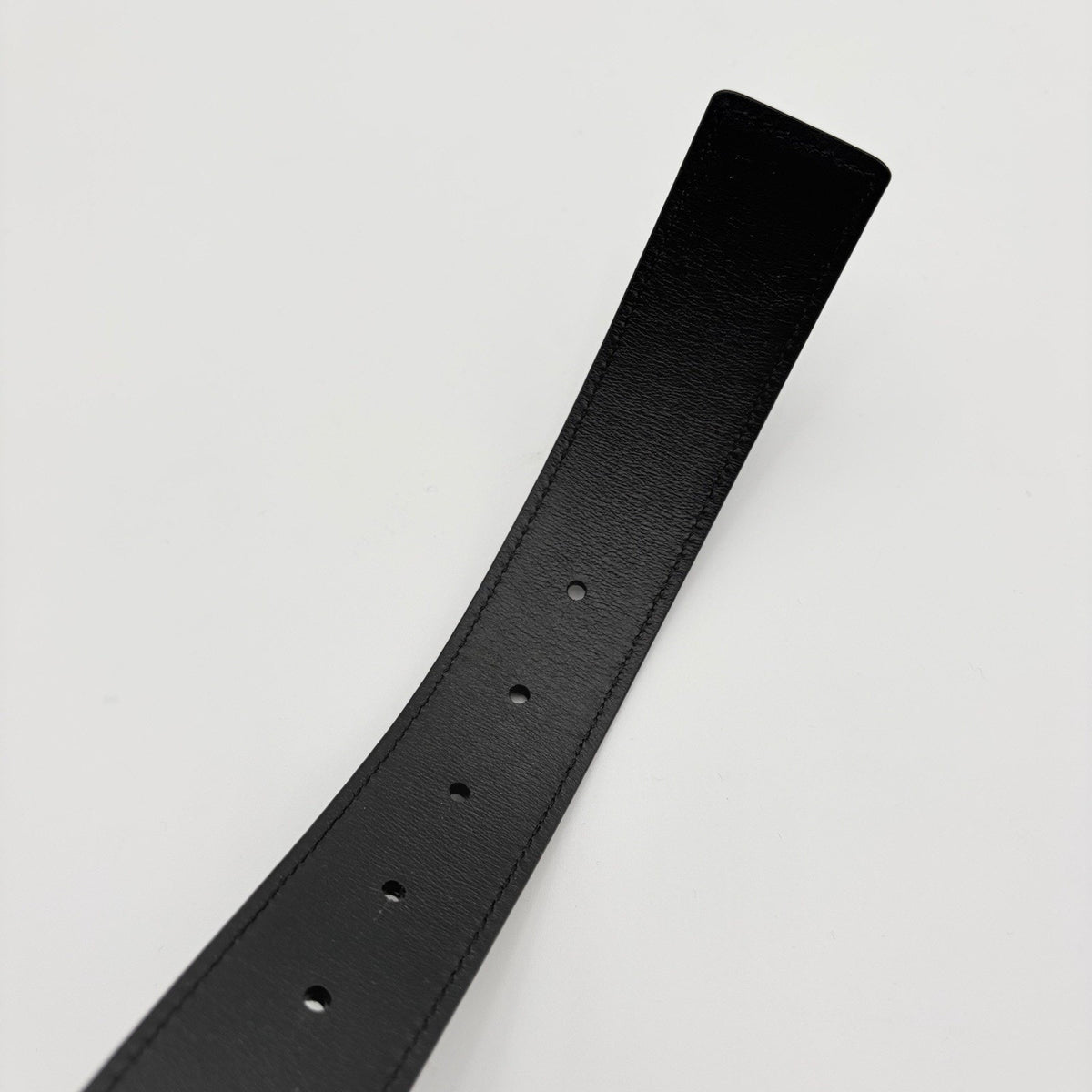 Core Logo Buckle Black/Black/Gold-Tone Belt — photo 10
