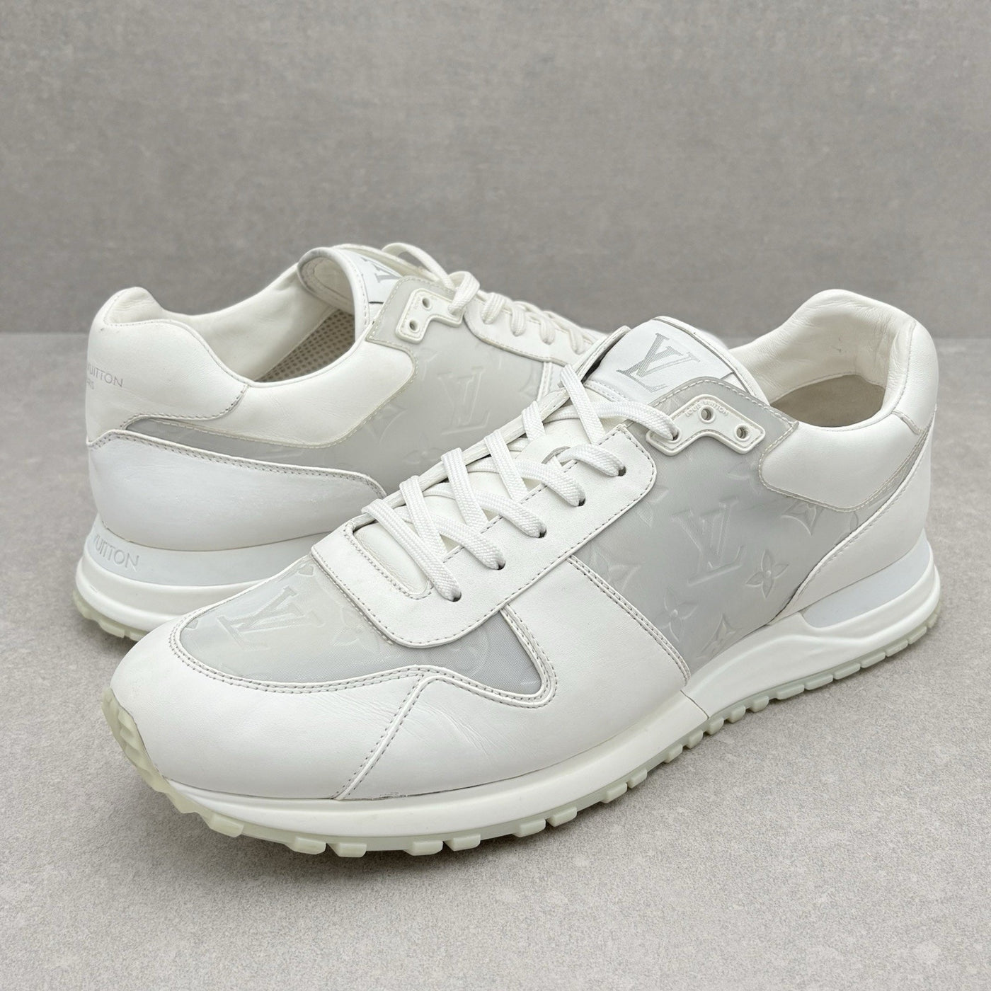Runaway White Iridescent