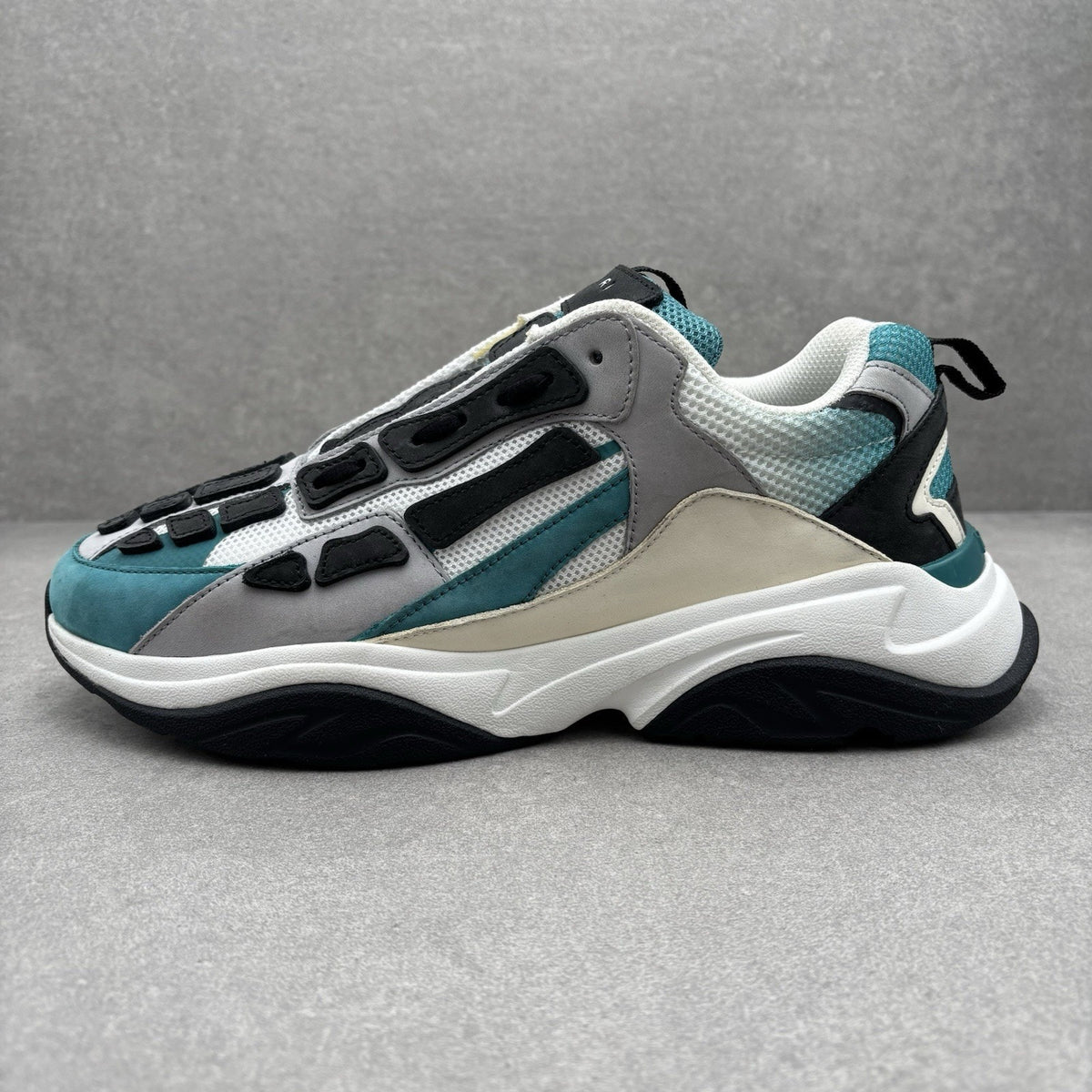 Bone Runner White Black Blue Grass — photo 8