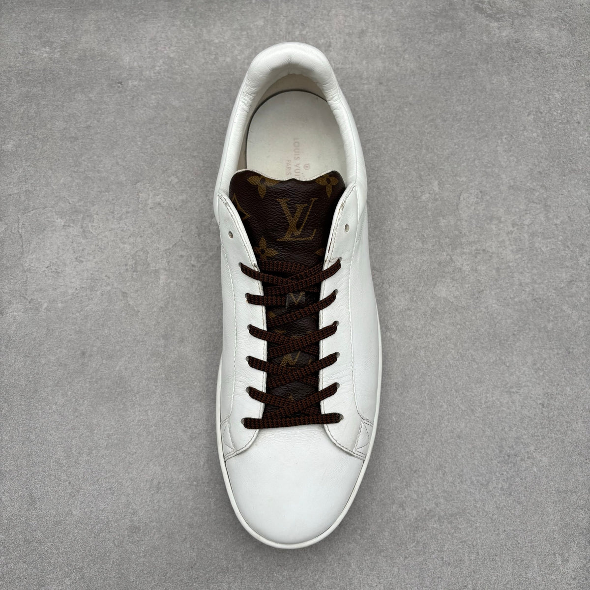 Luxembourg White, Brown — photo 11
