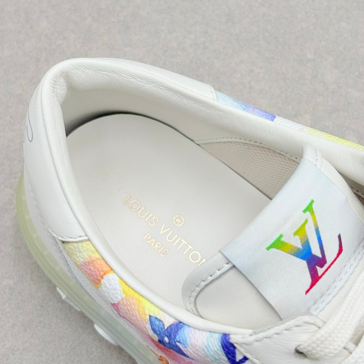 Ollie Rainbow Monogram — photo 6