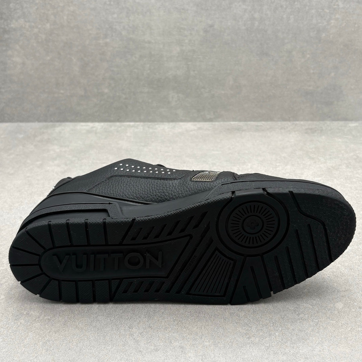 Studded Trainer Black — photo 14