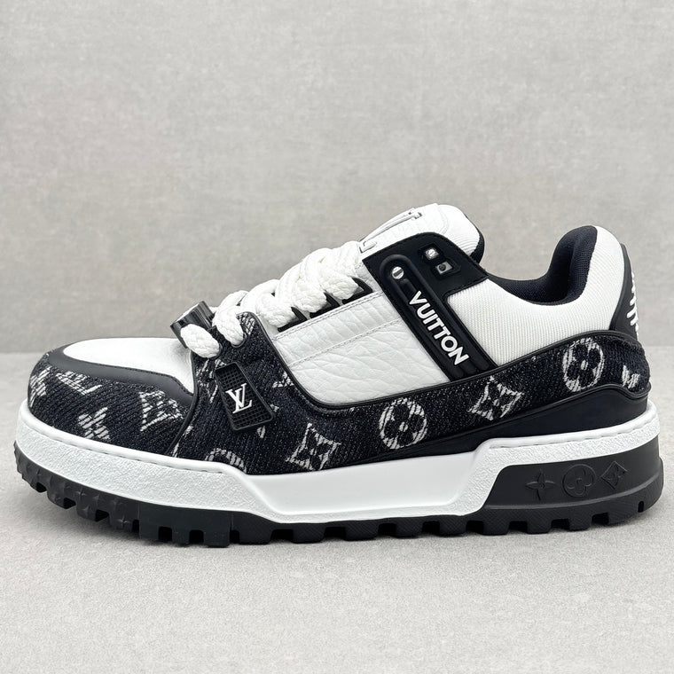 Louis Vuitton Denim Monogram Maxi Trainer Black White — photo 8