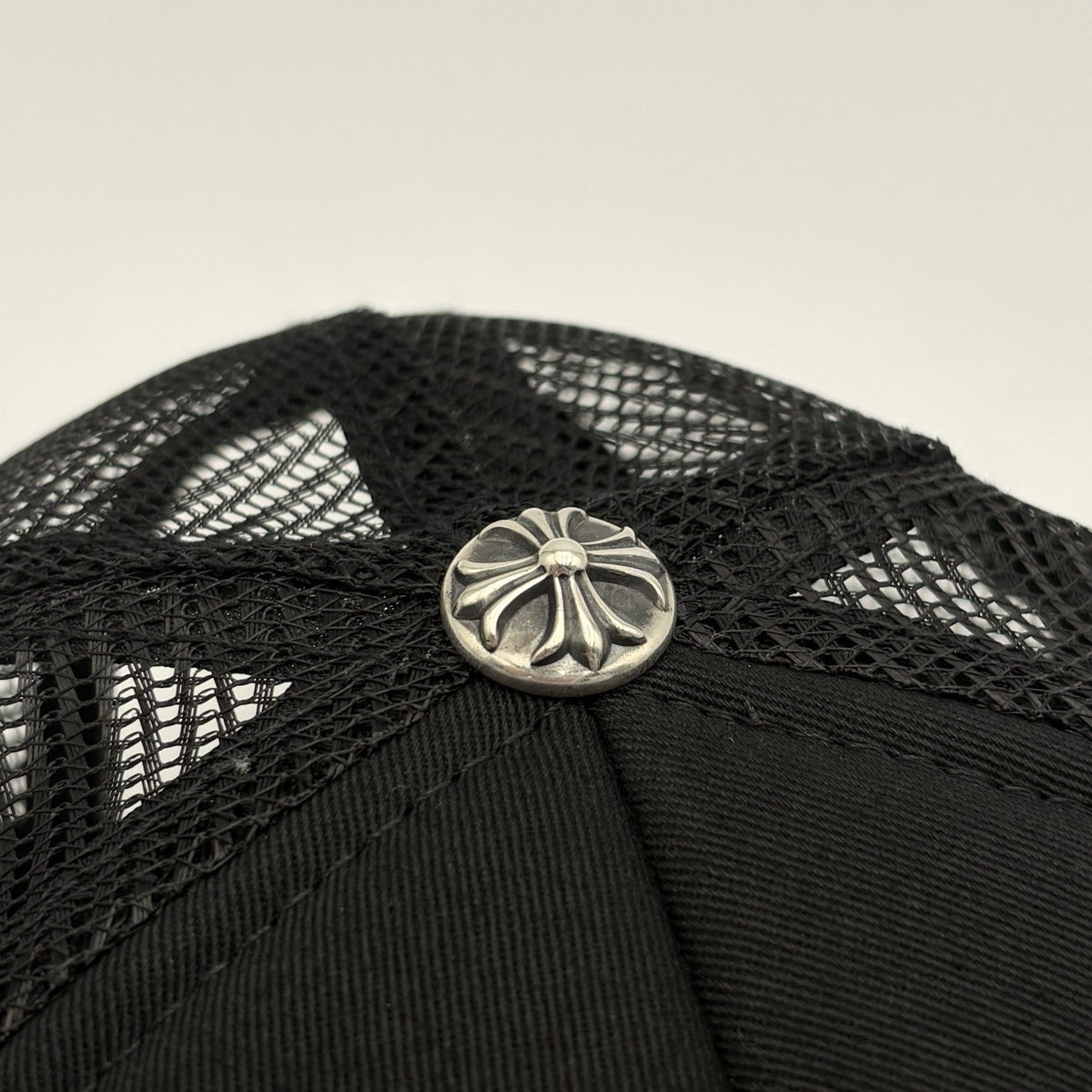 Aspen Exclusive Silver Button Hat Black — photo 5