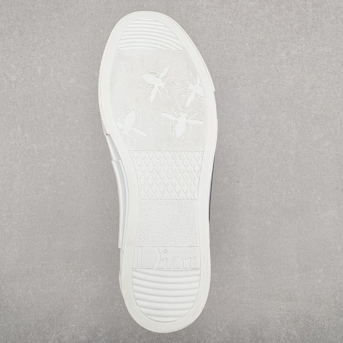 B23 High Top Newsprint — photo 13
