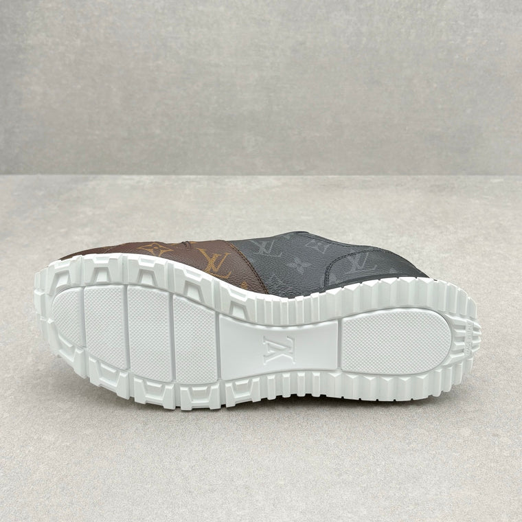 ONLY TRIED ON! Louis Vuitton Tri Color Run Away Low — photo 7