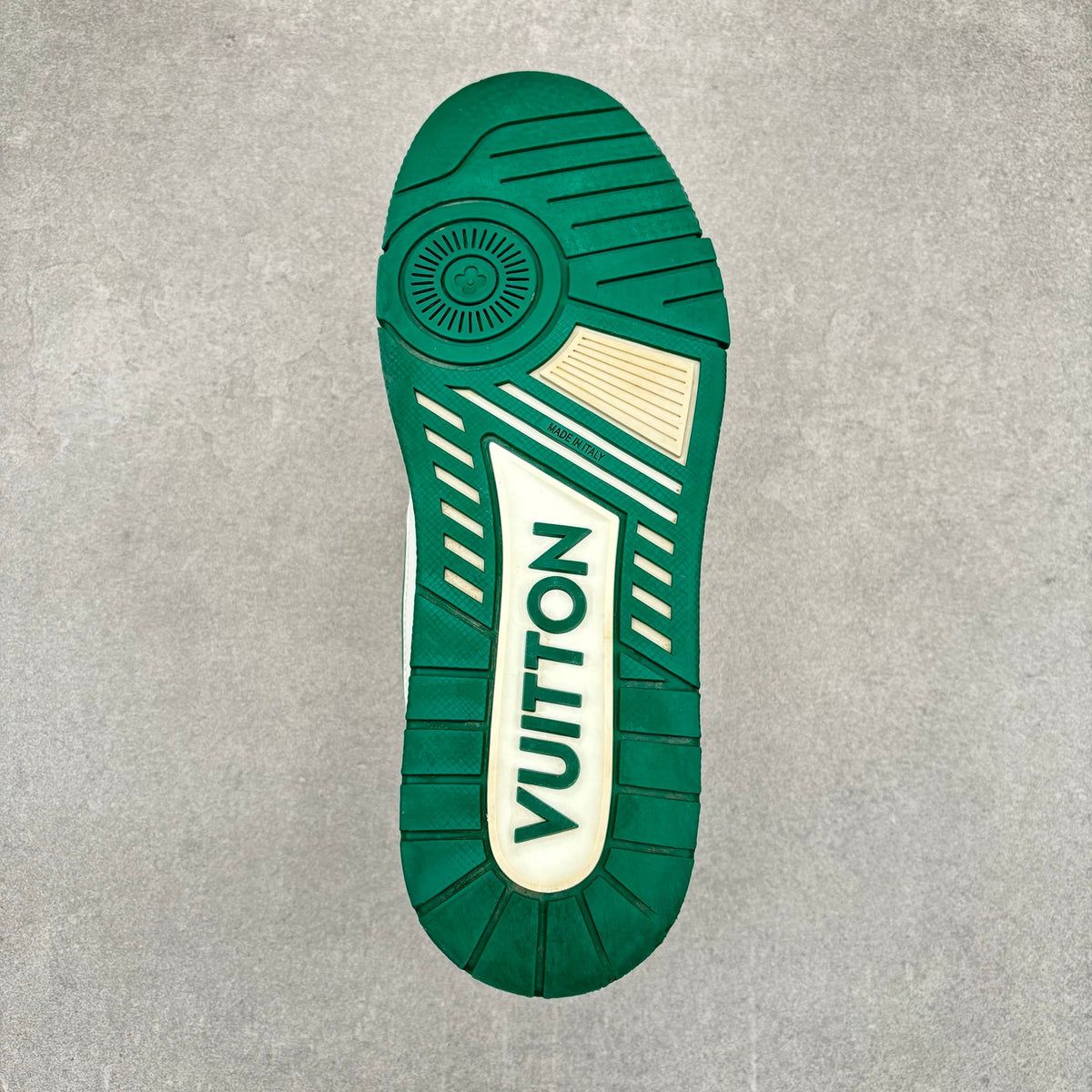 x Virgil Trainer SS19 — photo 12