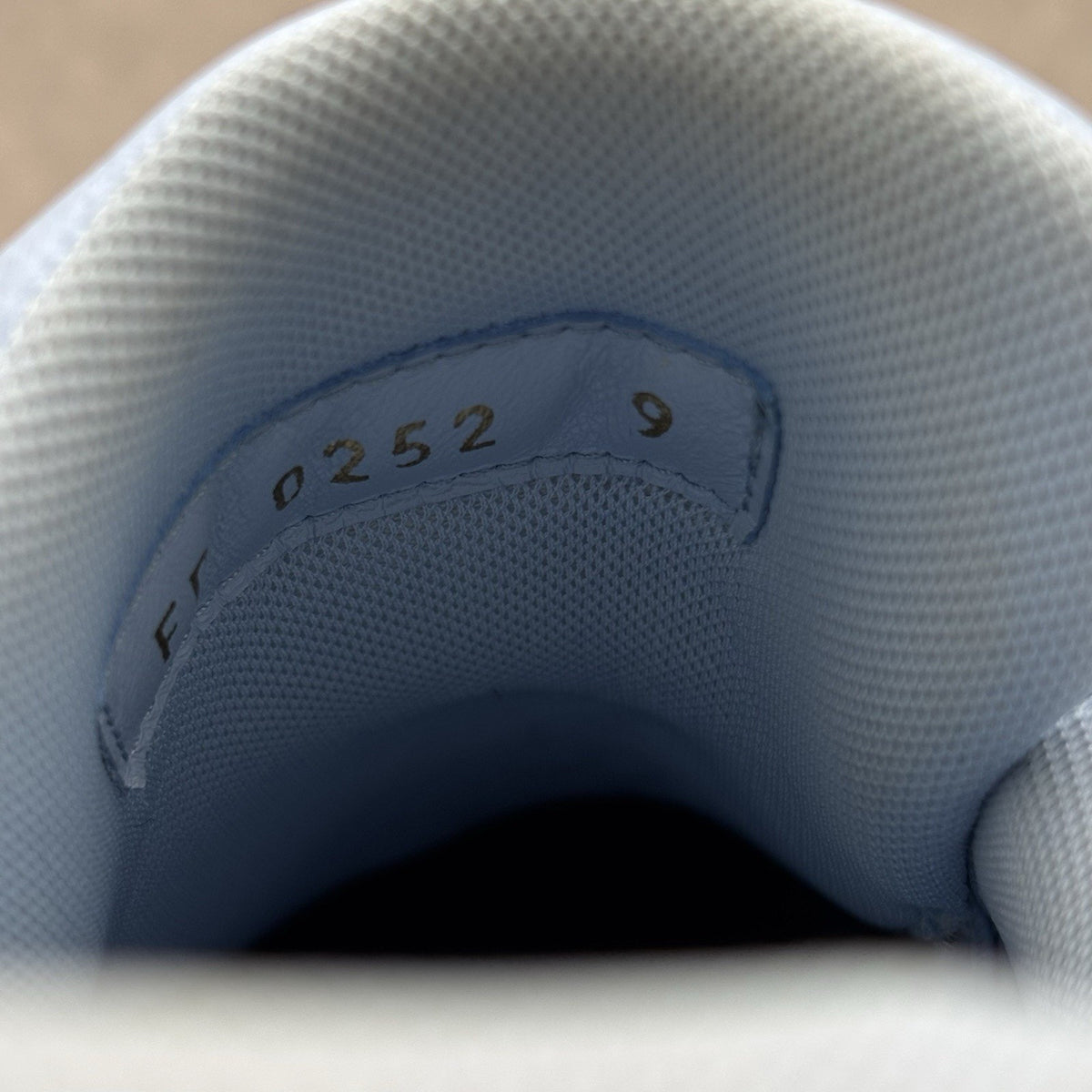 Trainer White Light Blue — photo 14