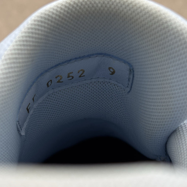 Trainer White Light Blue — photo 14