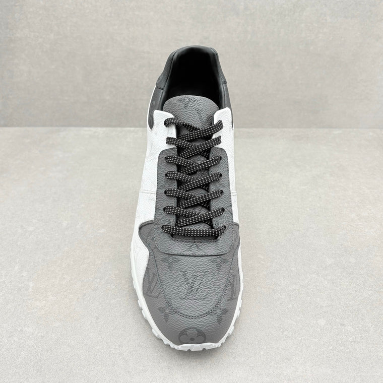 TRIED ON! Louis Vuitton Tri Color Run Away — photo 5