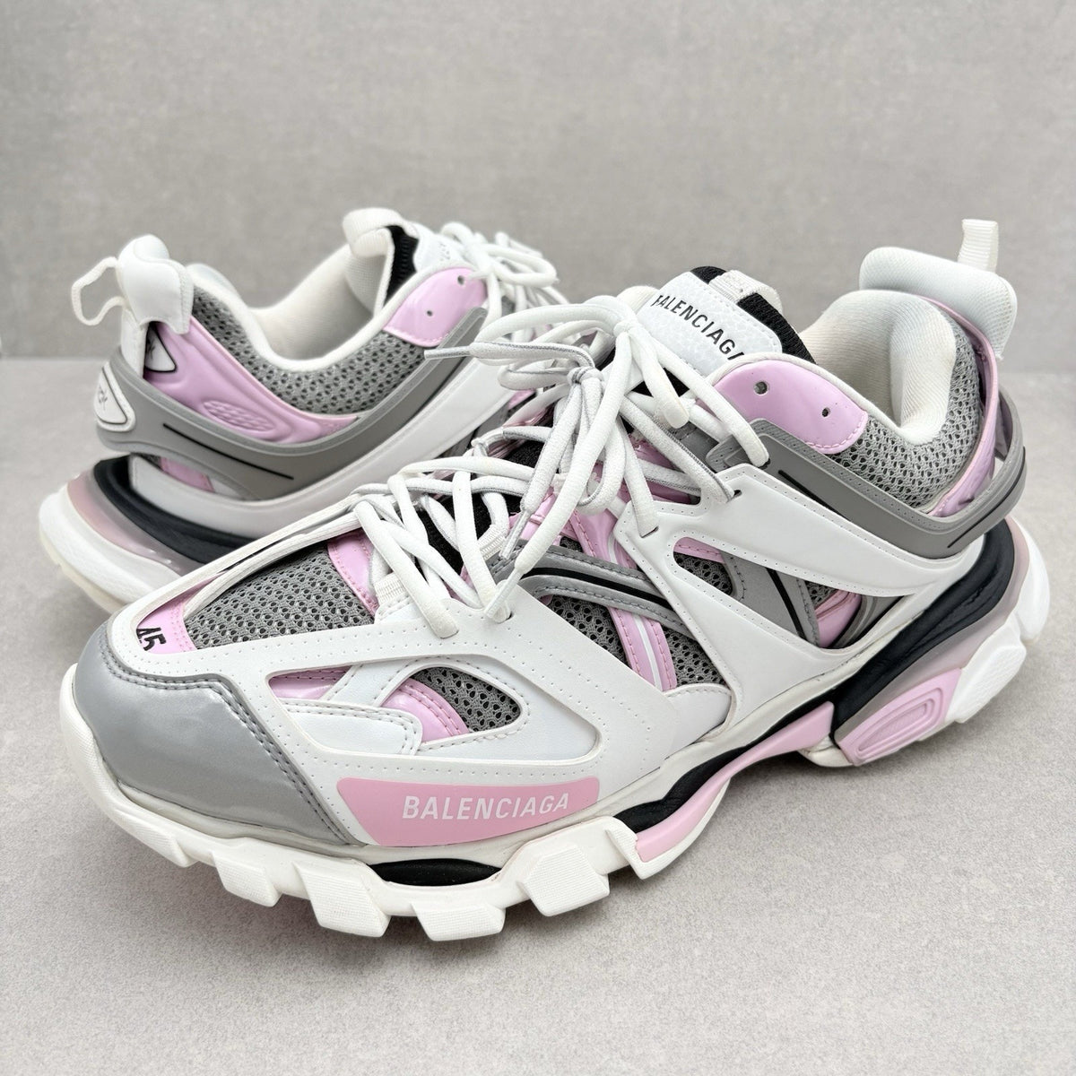 Track White Rose Pink Grey