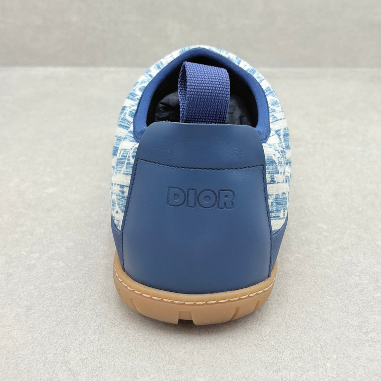 WORN ONCE! Dior Oblique Quilted Snow Puffer Slipper Blue — photo 3