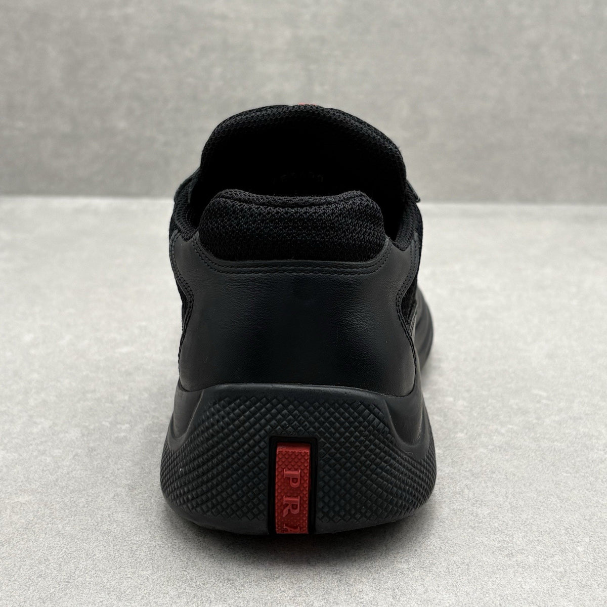 Americas Cup Black Leather — photo 3
