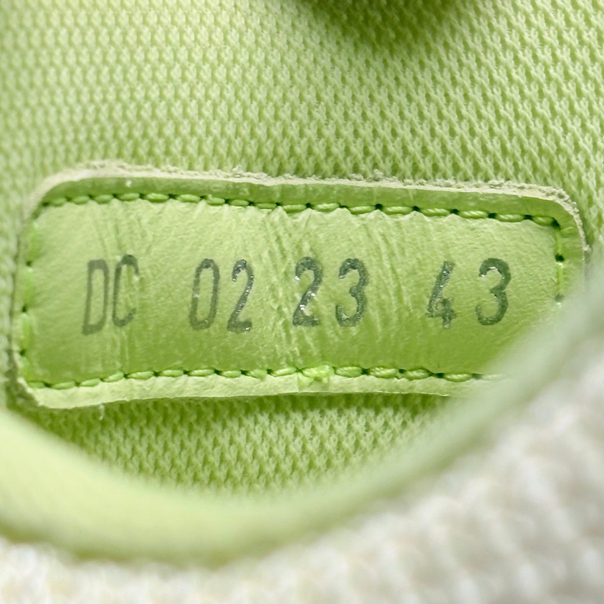 B30 Reflective Sneaker Yellow — photo 13