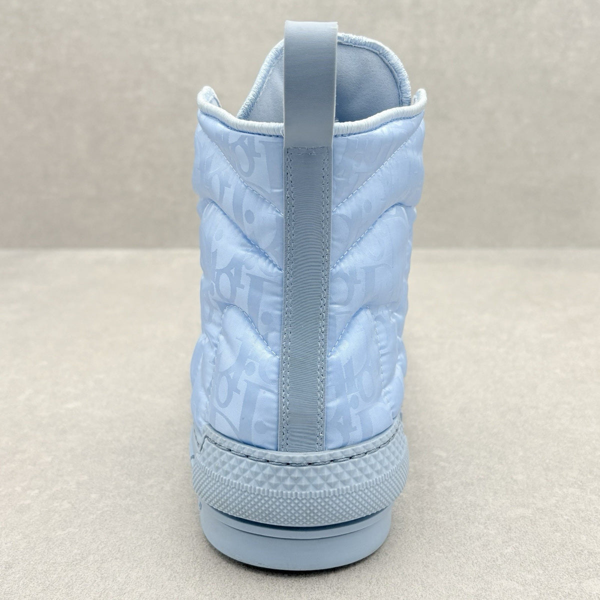 B23 High Oblique Mirage Quilted Light Blue — photo 9