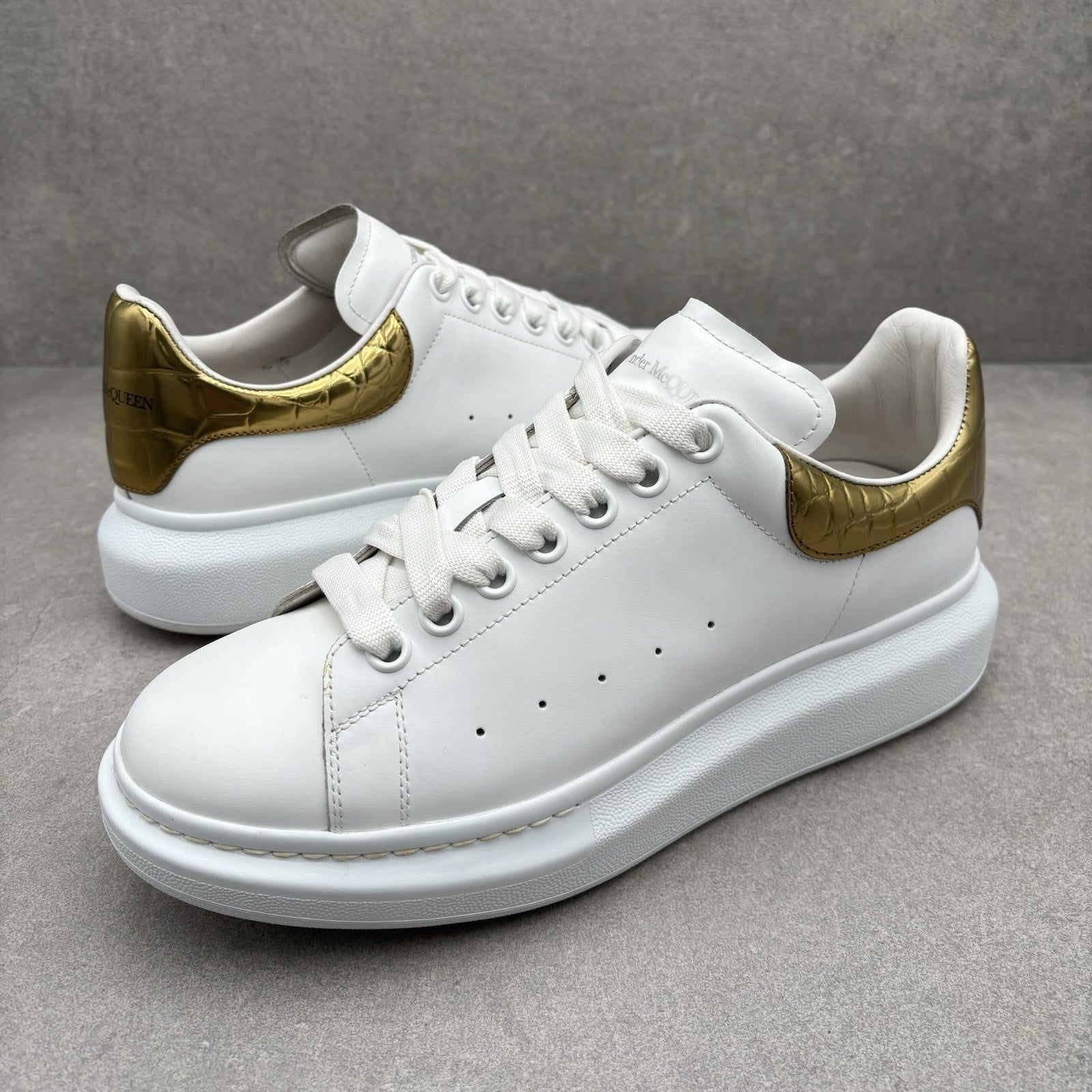 Alexander McQueen Oversized ‘ Gold Crocodile ‘ | Size 41 (8 US)