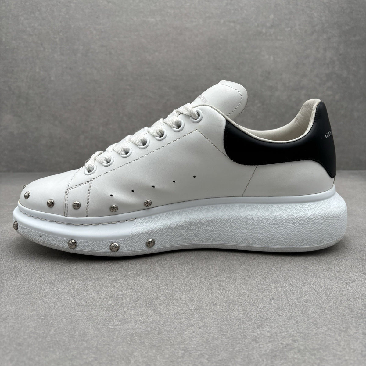 Front Studded White, Black — photo 4