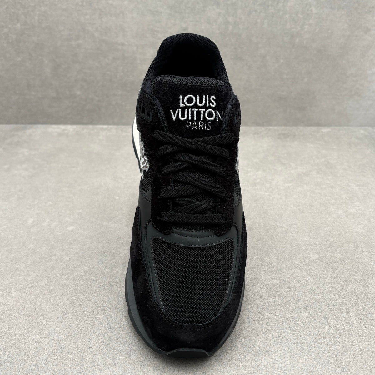 ONLY WORN ONCE! Louis Vuitton Run Away Low — photo 11